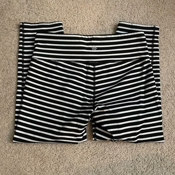 Athleta Chaturanga Striped Cropped Leggings - Black / White - Picture 6 of 9